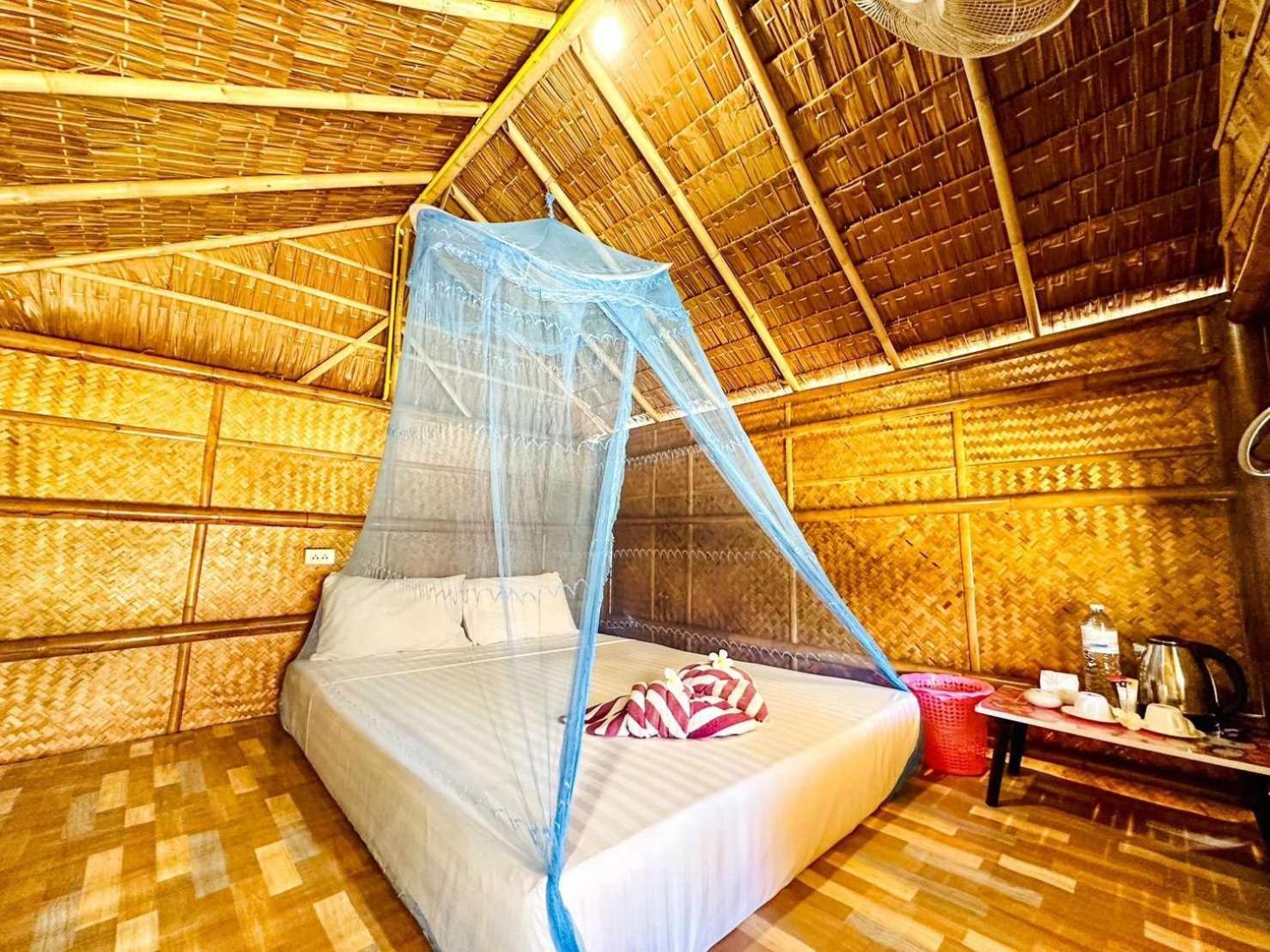 Hotel Check In Lanta à Ko Lanta Extérieur photo